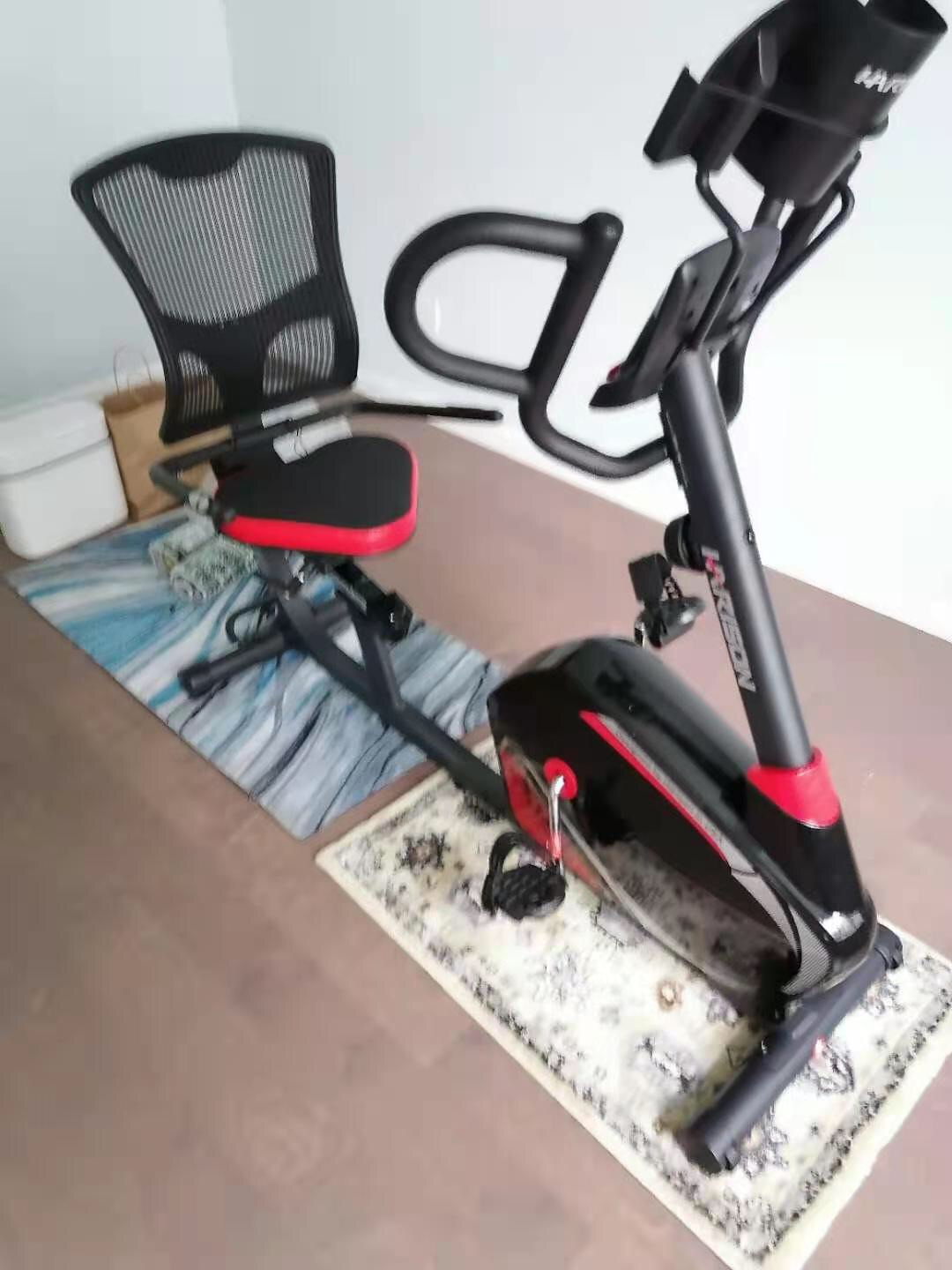 臥式健身車(chē)